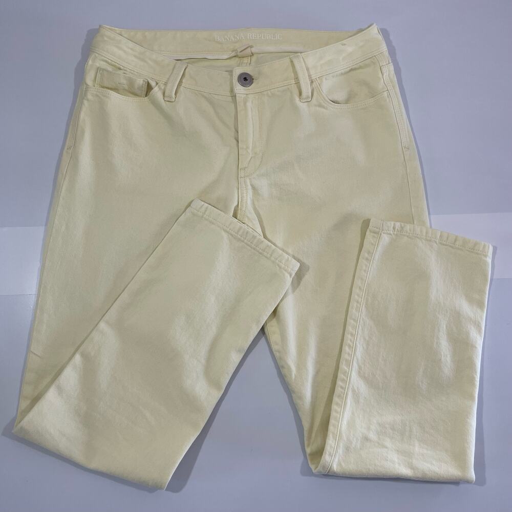 Banana Republic Women's Yellow Straight leg Denim Jeans Size 29